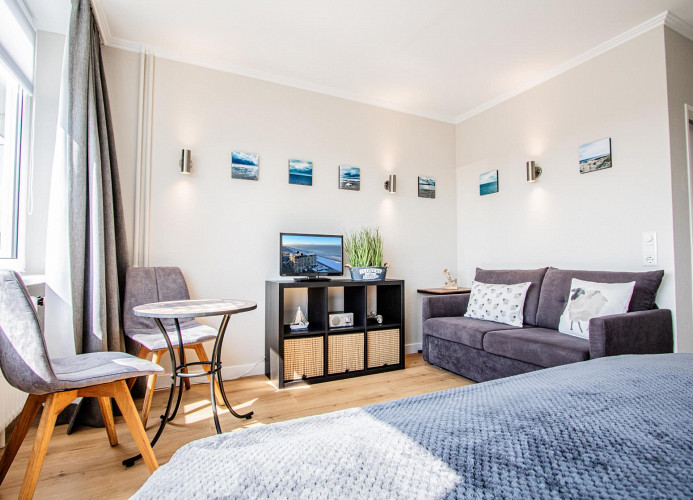 Wohn-/Schlafzimmer